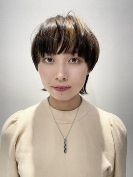 レンジシキチジョウジ (RENJISHI KICHIJOJI) ポイントカラーをいれたマッシュウルフ【RENJISHI 宮本】