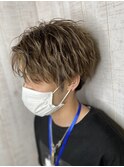 メンズライクモテるセンターパートマッシュパーマスタイル