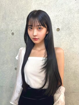 フュー 新小岩(few.) 黒髪/グレーベージュ/レイヤーロング/前髪パーマ[新小岩駅]