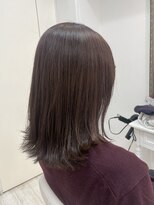 アルターシェリー(aL-ter che'rie)&nbsp;くびれミディアム/黒髪/グレーベージュ/レイヤーロング　新籾