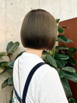 ノエ(noe) ミニボブ×透明感カラーMI16