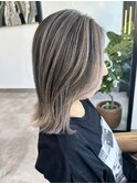 バレイヤージュペールベージュ