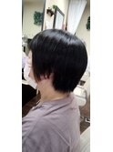 ショートボブ