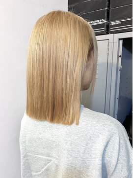 リリー シブヤ(Lilly shibuya) 【Lilly渋谷】#ブロンドベージュ#ケアブリーチ#学割#韓国#推し活