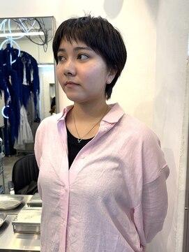 アンダーカレント(undercurrent) ショートショートウルフベリーショートピクシーカット前髪カット