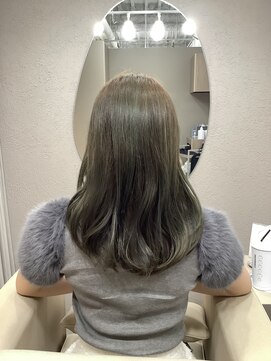 ルッカ(Lucca) オリーブグレージュ