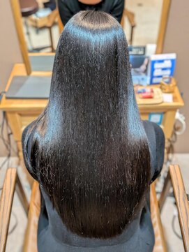 スーリール 小倉店(Sourire) 20代30代オススメ☆大人黒艶髪ロング