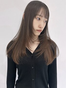 イル(ill) 超　ロングレイヤー　スタイル　韓国風高見え　ヘア