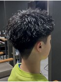 刈り上げスパイキーショート