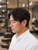 ピボット 梅田(PIVOT)&nbsp;【西梅田/北新地メンズ】40代メンズの清潔感センターパート