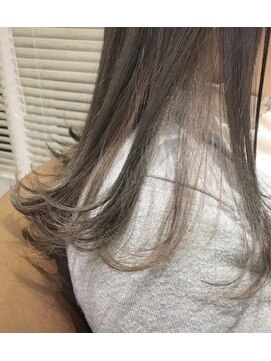 ディアランド(Dearland) ベージュカラーでつくるインナーカラー