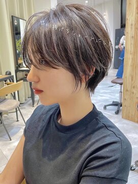 ビューオオサカ(VIEW OSAKA) 面長さんも垢抜けるマロンベージュマッシュショート