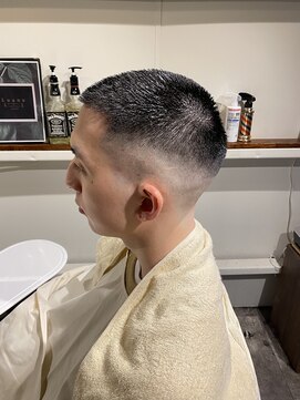 ルアナ(Luana) 12mm坊主×スキンフェード