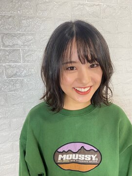 オプ アート(Op Art) 外ハネミディアム♪