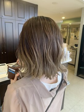 五番街 《五番街》ハイライトバレイヤージュ