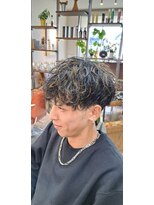 ヘアーサロン カヴィエ(hair salon covie)&nbsp;メンズハイライトパーマ風スタイル