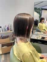 ヘアースパリゾート リアン 燕三条店(Lien)&nbsp;切りっぱなし　ベージュ×オリーブ