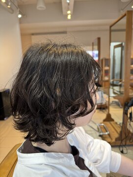 ビーハイブ ギフト(BeeHIVE GIFT) カット＋パーマ＋オージュアトリートメント