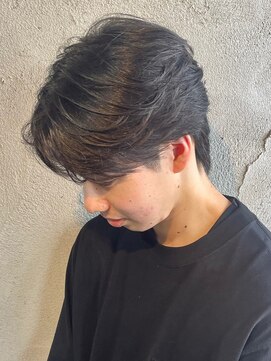 ニアウ 高崎店(Niau) メンズセンターパートニュアンスフェザーパーマ群馬高崎眉毛韓国