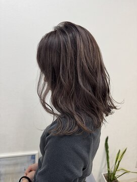 グロウオモロマチ(GLOW OMOROMACHI) GLOW#ベージュ#ベージュカラー#アッシュカラーブリーチ