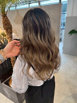 メリー オオサカ(Merly Osaka) バレイヤージュ