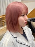ピンクベージュケアブリーチハイトーンボブ前髪顔まわりカット