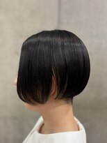 シルフィ(sylph)&nbsp;インナーカラー前下がりボブ.刈り上げ.20代30代40代