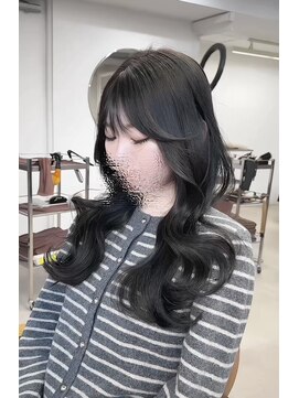 ムク 新宿(muc) 艶アッシュグレージュ×韓国レイヤーカット