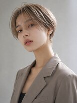 アイシー 関内(ICY) ICY秋成「ハンサムショート&ホワイトベージュ」