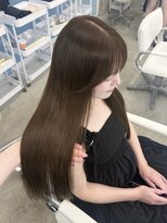 アイシー 表参道(ICY)&nbsp;透明感たっぷりオリーブ/オリーブベージュ/顔周りカット