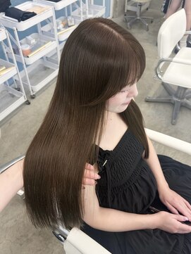 アイシー 表参道(ICY) 透明感たっぷりオリーブ/オリーブベージュ/顔周りカット