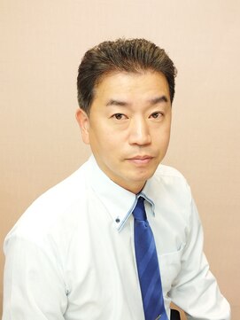 アサノカットブース 刈り上げショート＋白髪ぼかし