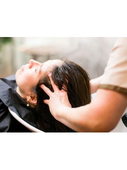 【初めての方に☆カット+ヘアエステ\7150→\6050】ツボを押さえた的確な施術でむくみ解消にも◎