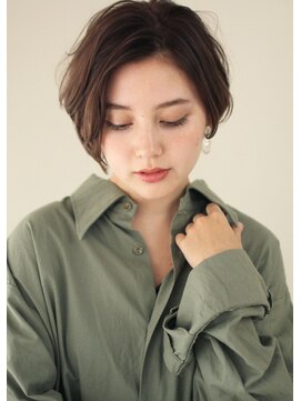 サーカス バイ ビュートリアム 青山(CIRCUS by BEAUTRIUM) 大人可愛い　軽やかなショートボブ