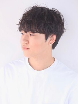 シスタ(SISTA) 【SiSTA】田中黒髪韓国マッシュツイストスパイラルコンマヘア