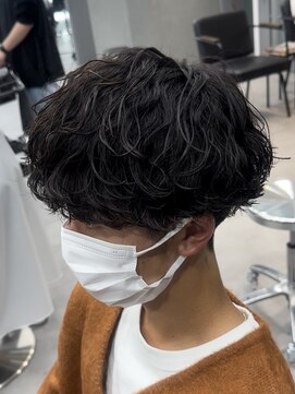 オーバルバイアピッシュ(OVARL by apish) おしゃれ波巻きパーマ/耳だしショート/ツイストパーマメンズ