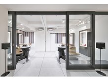 【キッズスペース完備】お子様と一緒にくつろぎながら、気兼ねなく過ごせる空間で、美しく変身しましょう♪