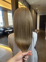 アウラ 砺波店(AULA)&nbsp;ミルクティーカラー