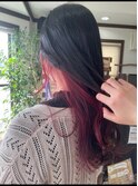黒髪暗髪+ピンクインナーカラー ストレートロング