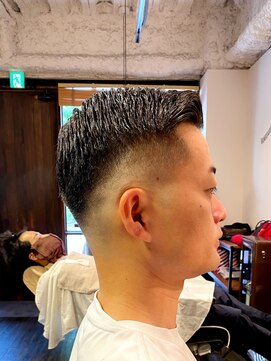 ヴァンガードマン 早稲田(vanguardman) スキンフェード/ショート