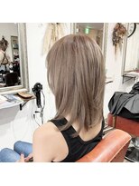 ヘアメイク アンフィ(amphi)&nbsp;ミルクティーベージュ