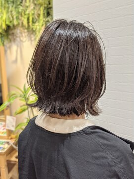 グリーンズ(Greens) ノフ×クビレボブ/外ハネボブ/ワンカールボブ/アッシュグレー