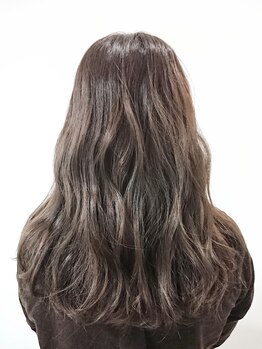 リロ ヘアデザイン(RILO HAIR DESIGN)の写真/話題の《スロウカラー/ヴィラロドラカラー》取扱有り◎お客様に合った髪色提案でキレイを作ります♪