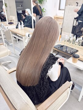 モリオフロムロンドン 大宮店(morio from London) 【坪井】ヘーゼルグレージュ