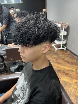 スキル(SKILL) 【SKILL】メンズ/ブリーチ/眉毛/パーマ/スペインカール