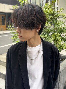 アコロン(acoron.) 雰囲気センターパート/池袋メンズカット