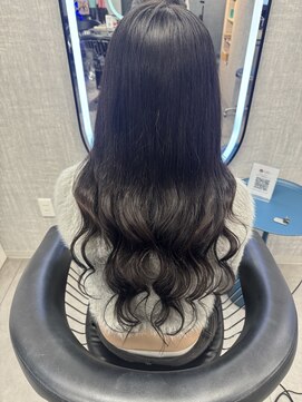 ラニシス ヘアー(Lanisis Hair) 重めロングヘアー