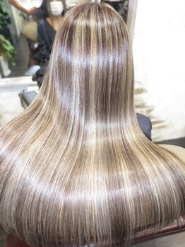 髪質改善で芸能人にもファンが多い≪M3Dカラー！≫髪に水分補給して染めるから回数を重ねても傷みにくい☆