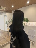 ウタリ(utari)&nbsp;次に影響しない落ちる黒【難波 桜川/髪質改善】