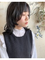 グラムアッシュ(GLAM ASH)&nbsp;あいみょん風プチウルフヘア